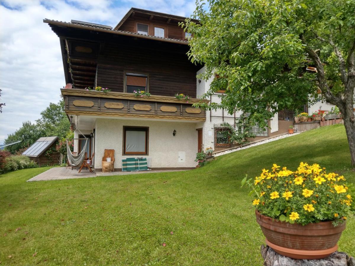 Ferienwohnungen Eggarter Fresach Exterior photo